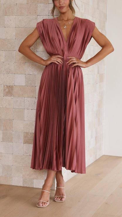 Elegant Flowy Long Dress - Vossary