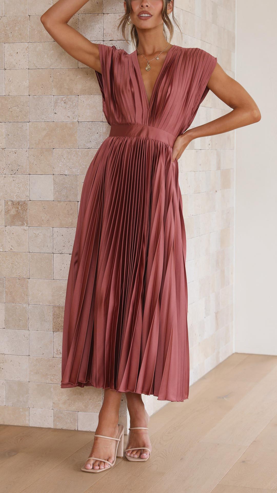 Elegant Flowy Long Dress