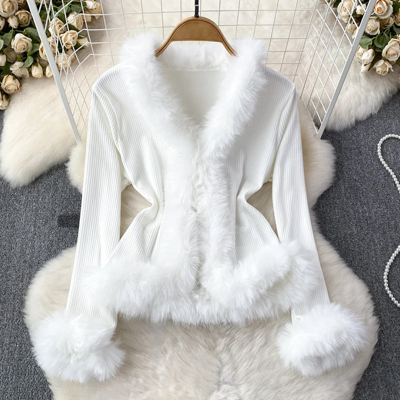 Soft V-Neck Fur Trim Crop Top