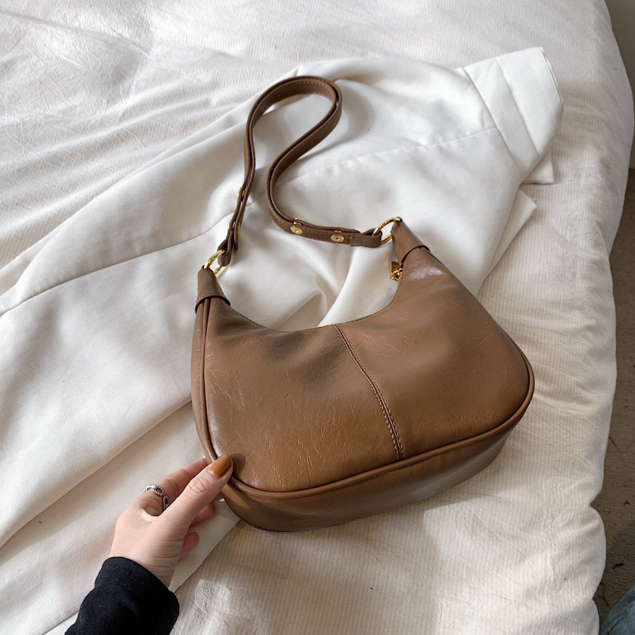 Stylish Zipper Tote Bag with Adjustable Shoulder Strap