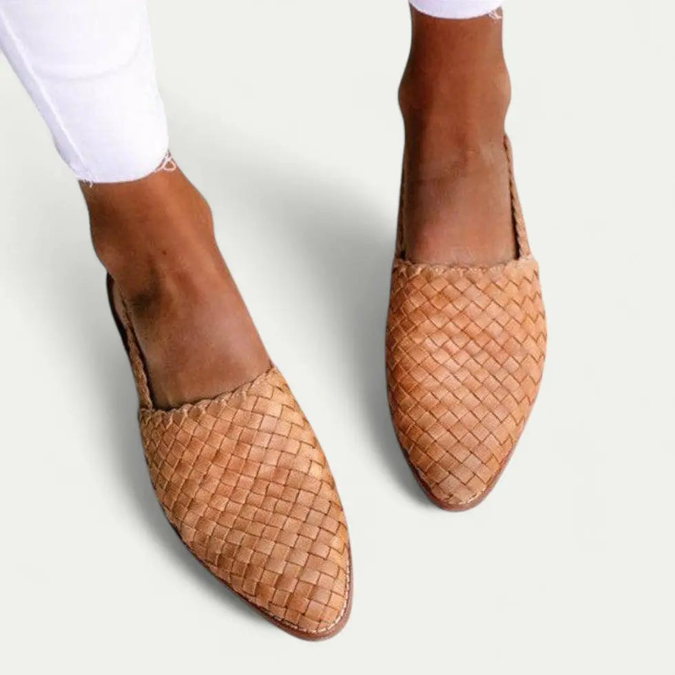 Stylish Women's Woven Flat Shoes - EasyApparels
