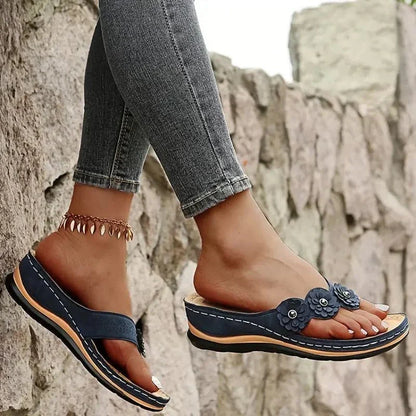 Comfortable Women's Slide Sandals with Floral Accents