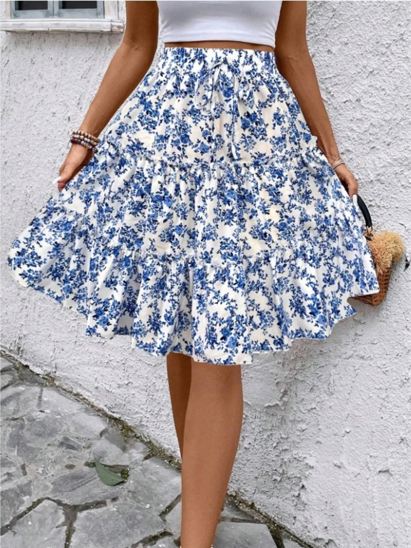 Pretty Patterned Knee Length Skirt