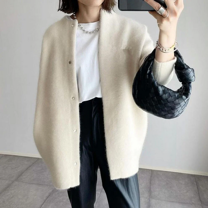 Cozy Knit Cardigan – Perfect for Layered Fashion