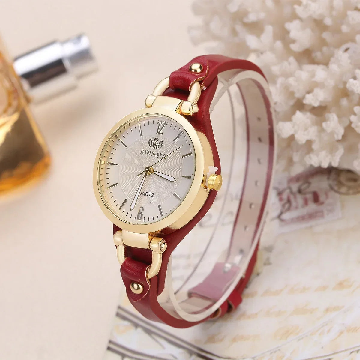 Classic Round Face Adjustable Watch