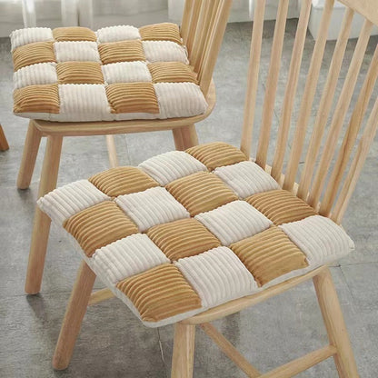 Soft Plush Checkered Chair Cushion - EasyApparels