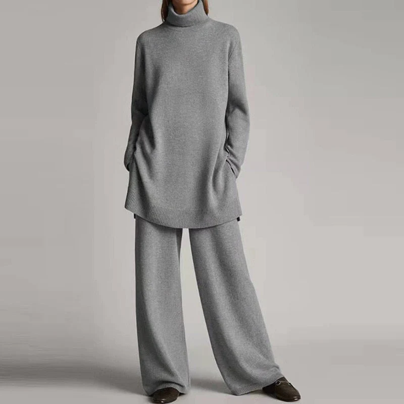 Cozy Women's 2-Piece Sweat Suit - EasyApparels