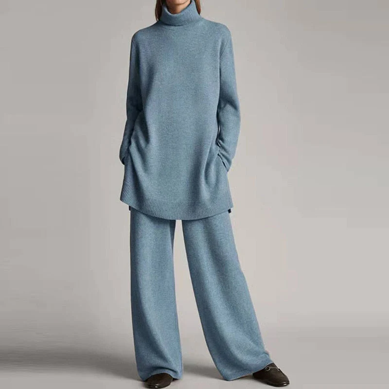 Cozy Women's 2-Piece Sweat Suit