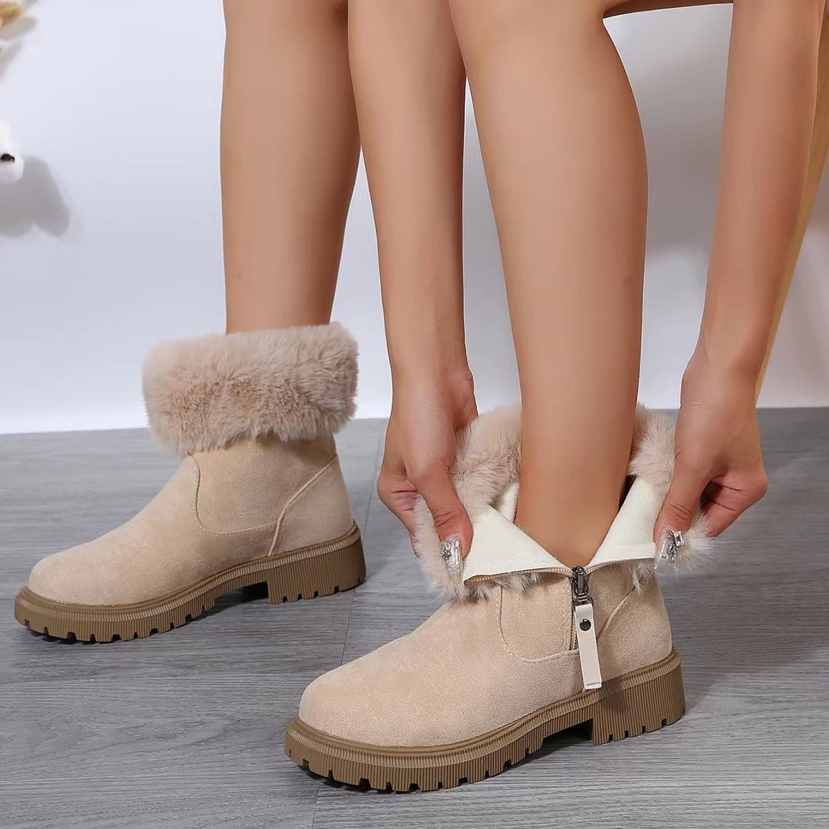 Ladies Warm Low Heel Boots