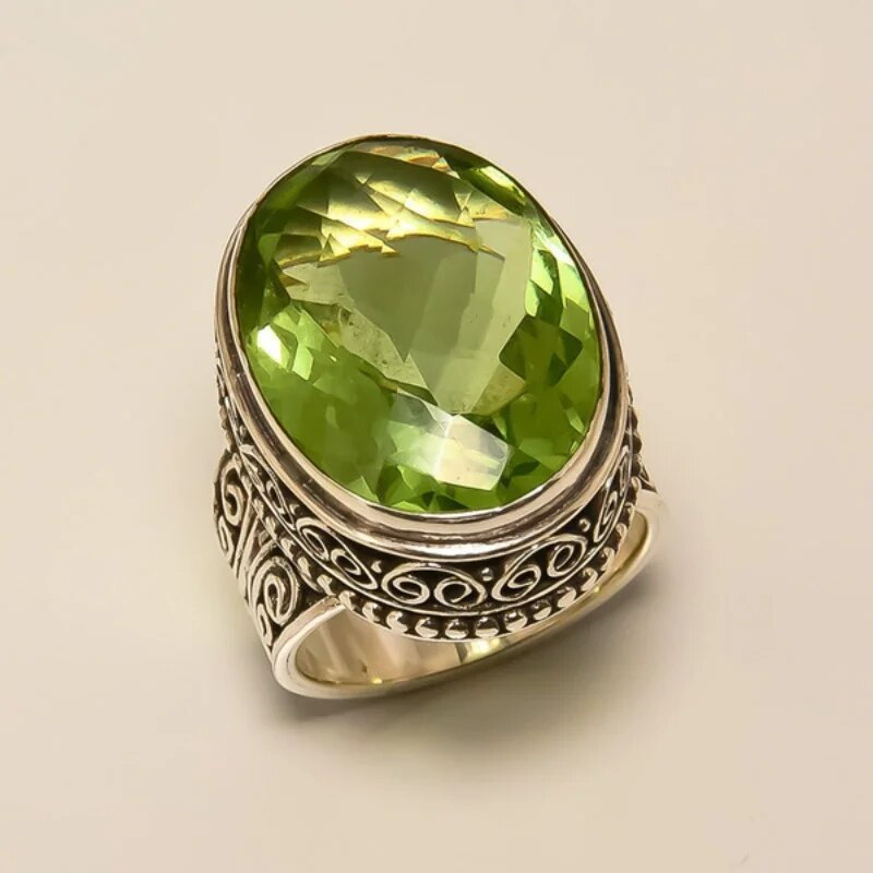 Elegant Green Gemstone Ring - Vossary