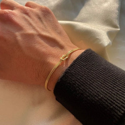 Fashionable Heart Knot Women's Bracelet