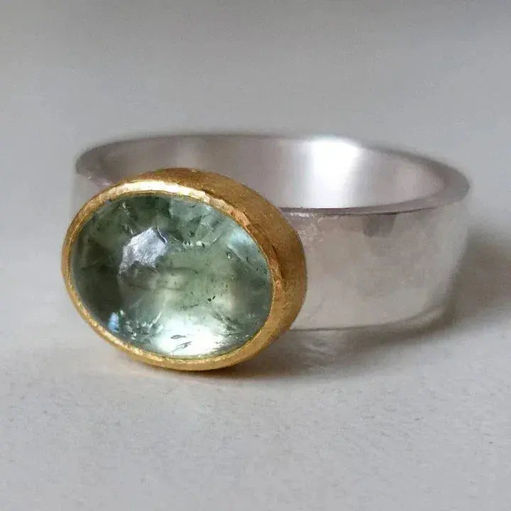 Sparkling Stone Cocktail Ring - EasyApparels