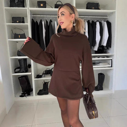 Cozy Women's Crew Neck Sweatshirt