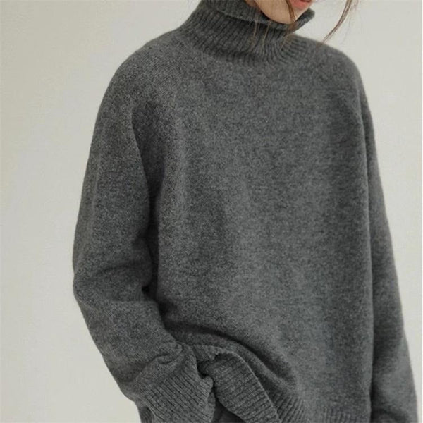 Cozy Women's Oversized Wool Turtleneck Sweater