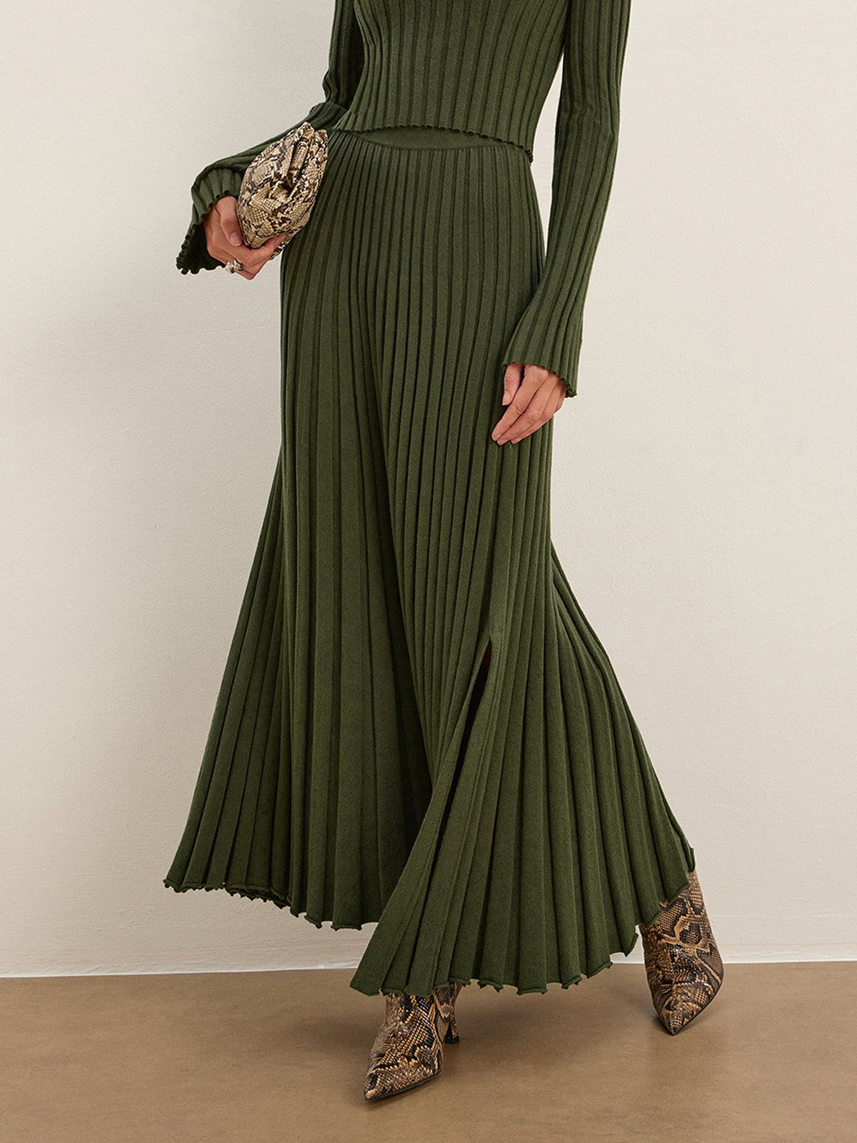 Flared Hem Pleated Knit Skirt - EasyApparels