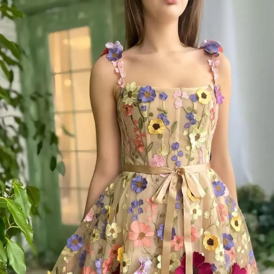 Lovely Dress with Floral Embroidery and Straps - Lilac-Apricot-XS-Nora Luxe