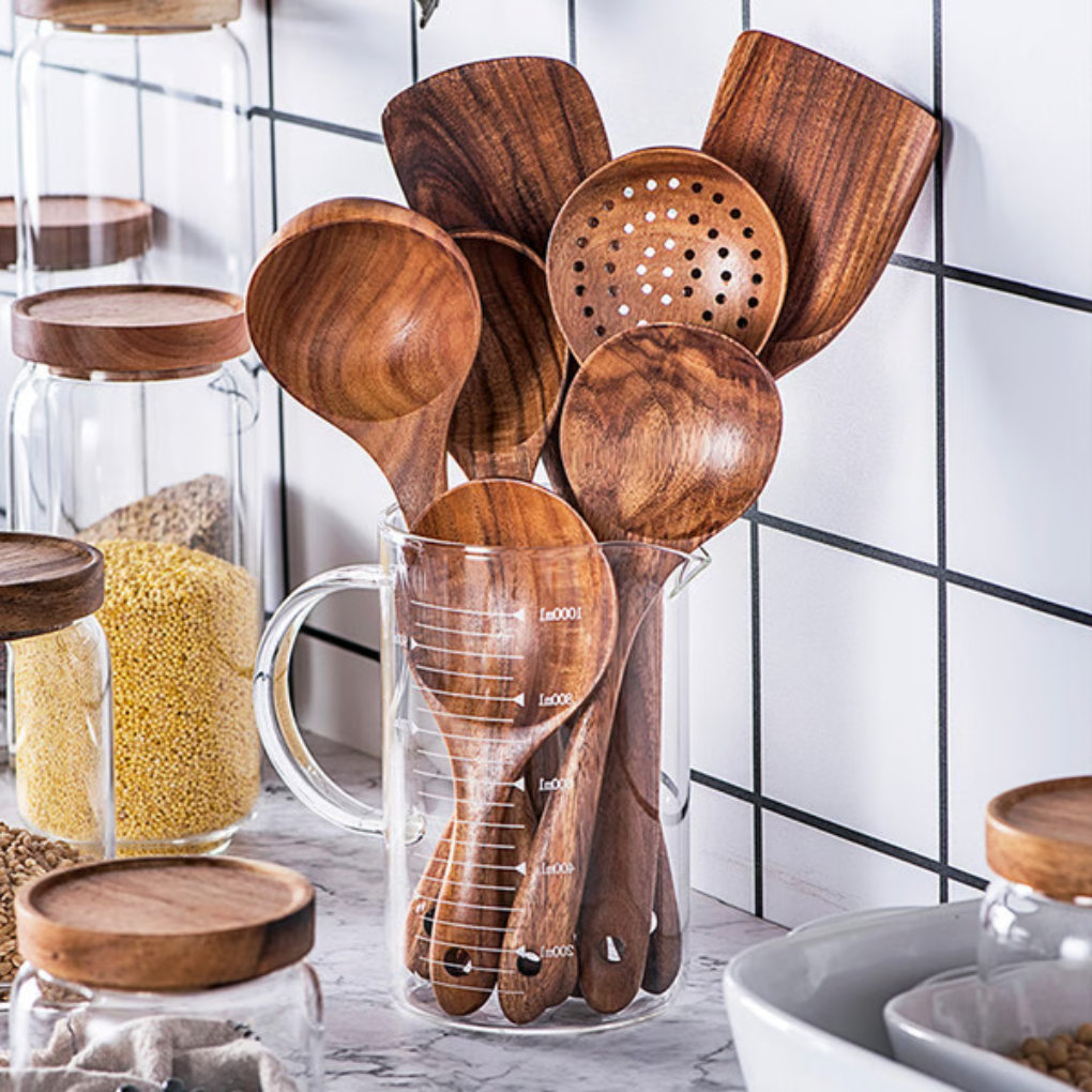 High Quality Wooden Kitchen Tools Set - Vossary