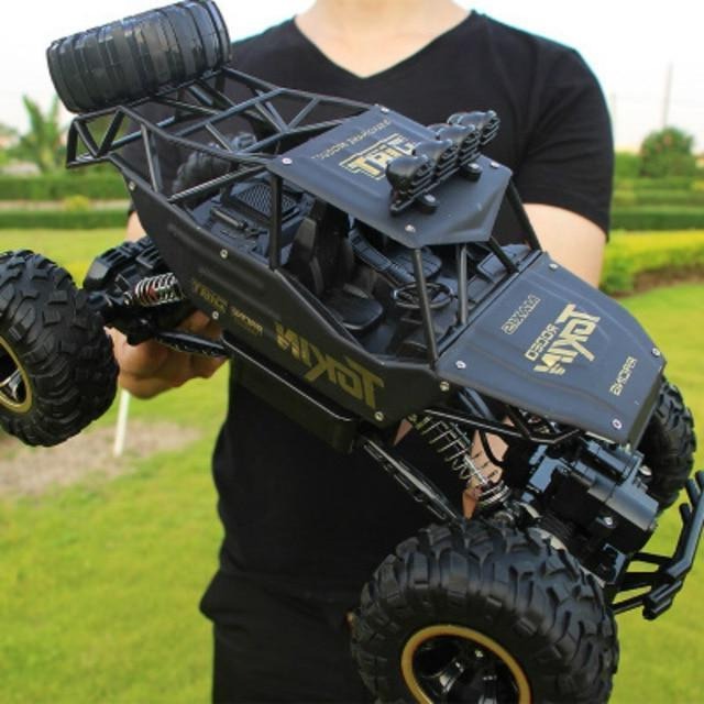 Remote Control 4x4 Off Road Monster Truck - Luxicro
