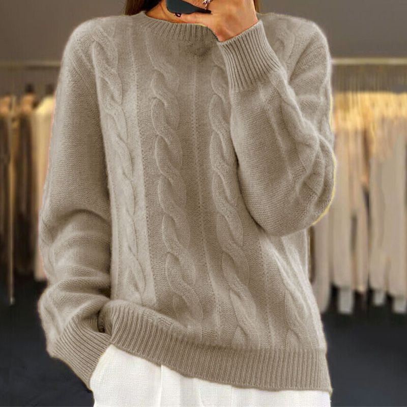 Cozy Women's Cable Knit Wool Sweater