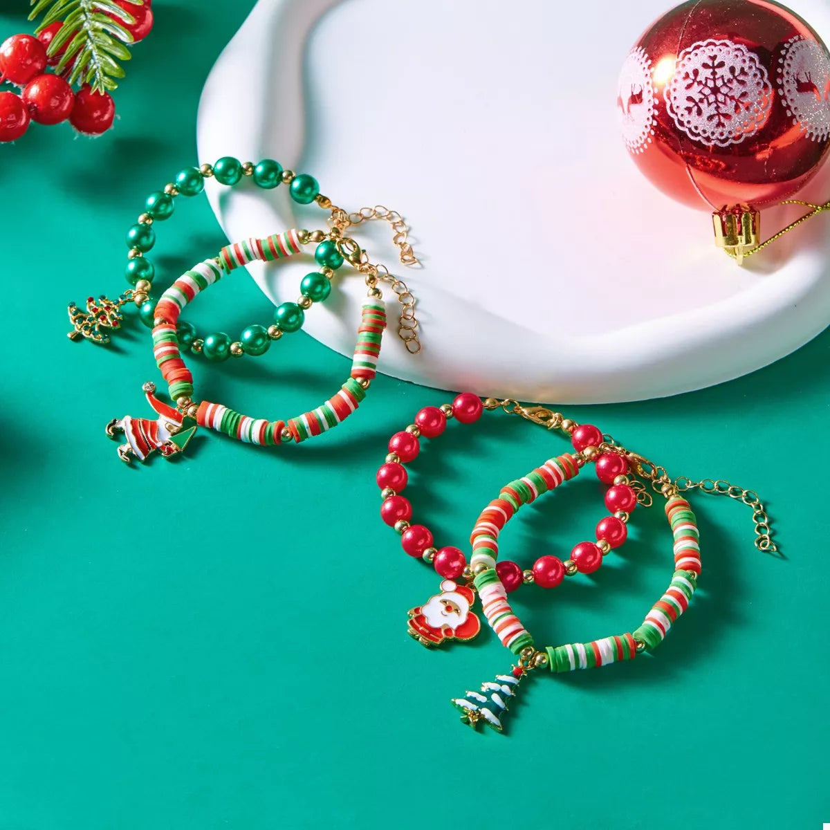 Sparkly Holiday Bead Charm Bracelet - EasyApparels