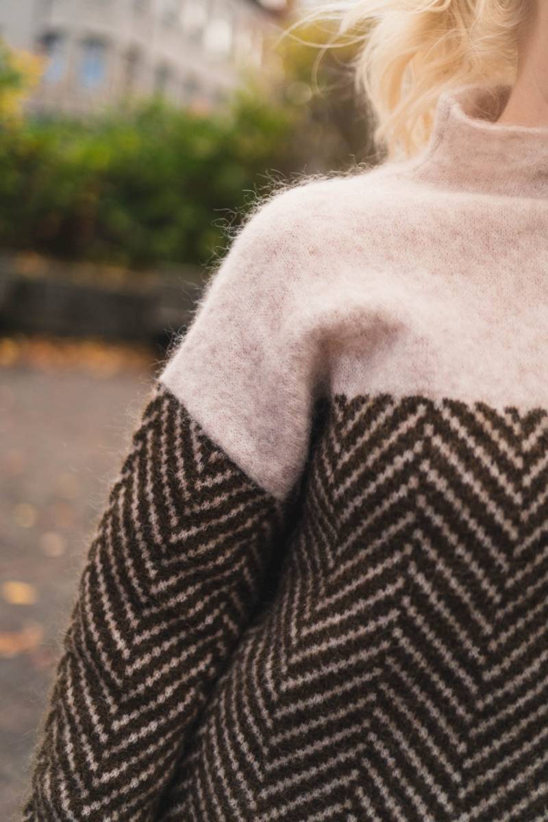 Comfy Oversized Crew Neck Knit Sweater for Women