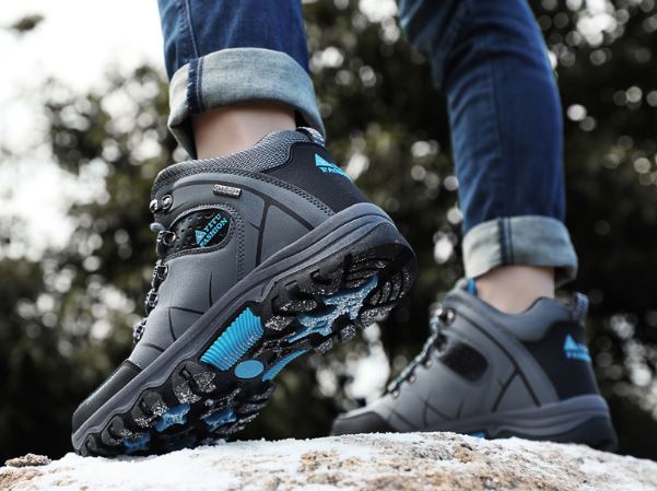 Lightweight Mens Hiking Boots - Ankle High Breathable Outdoor